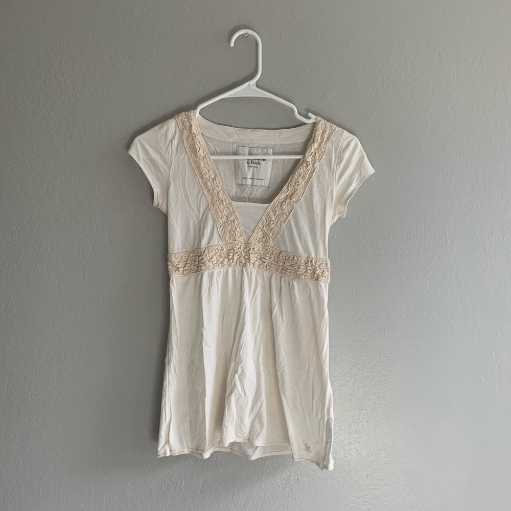 Abercrombie & Fitch Top